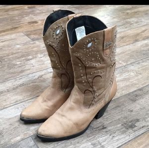 Dingo Cowgirl Boots Size 8
